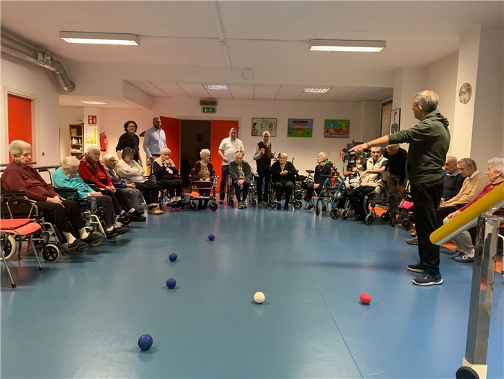 Leggi news | GIOVEDI 18 APRILE: IL GIOCO DELLE BOCCE